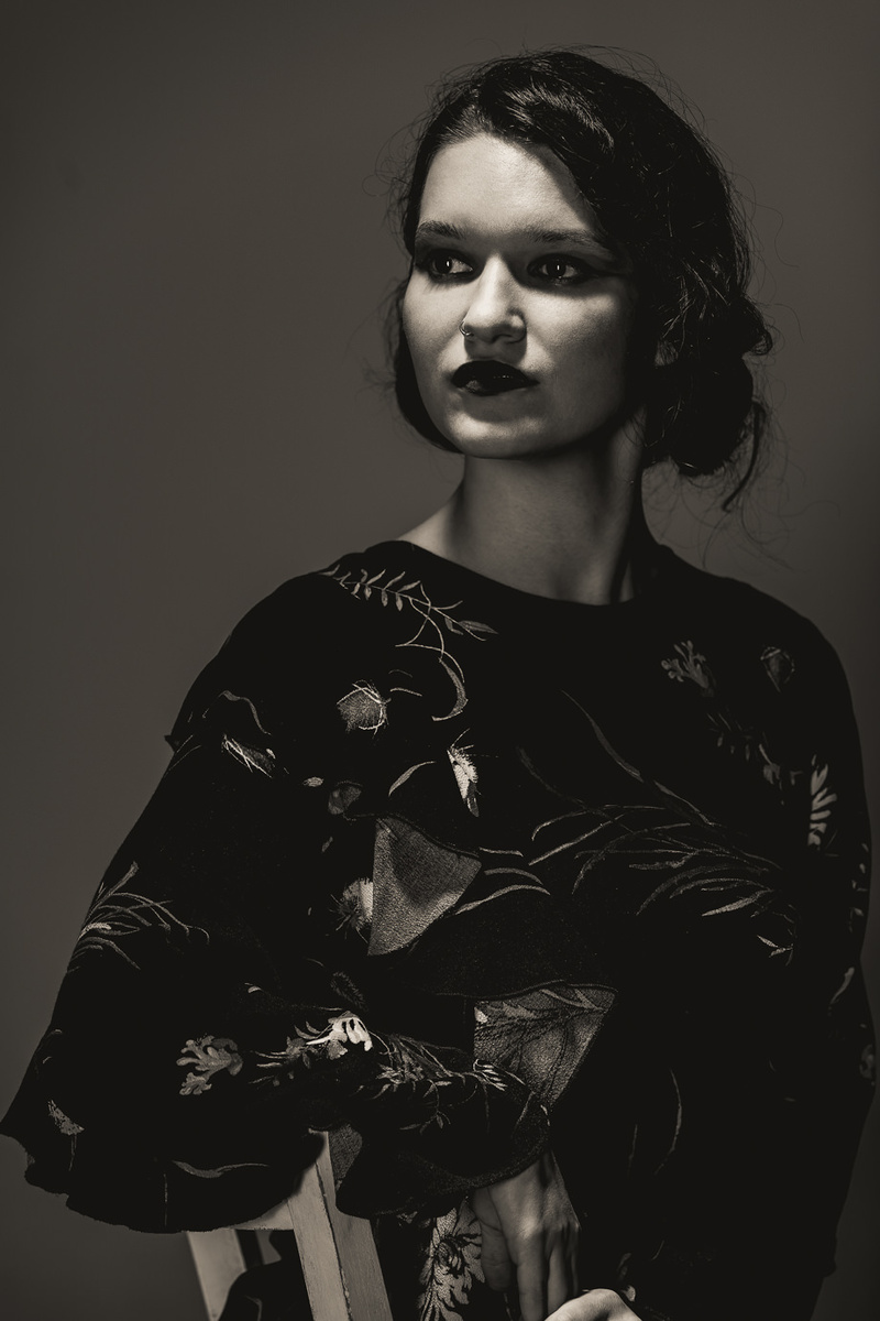Female model photo shoot of Elli Laventeli by David Eades Photography