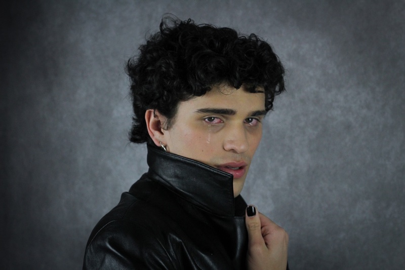 Male model photo shoot of luiscarlo