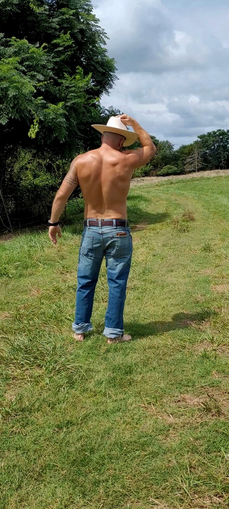 Male model photo shoot of Farmscape in farm