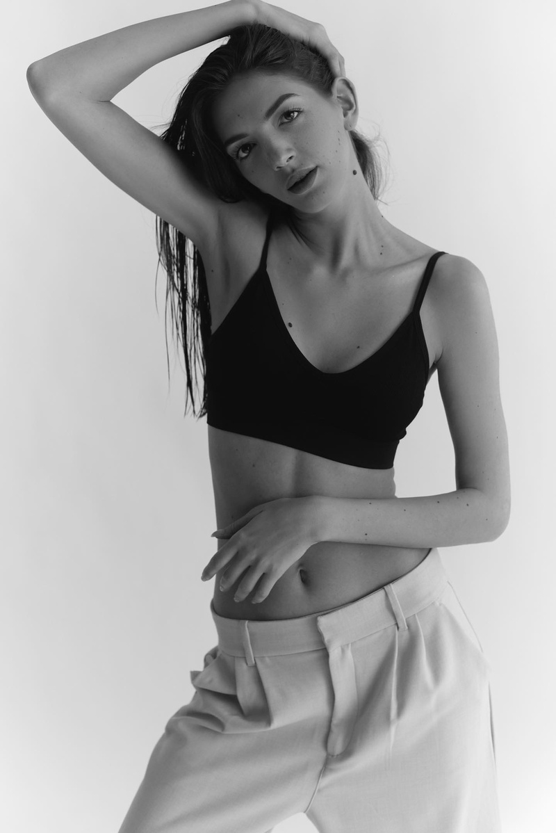 Female model photo shoot of loran_taya