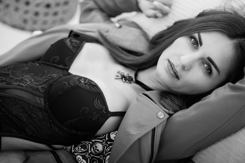 Female model photo shoot of Zarina_Omarova in Tampa