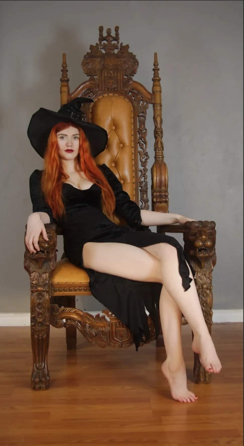 Female model photo shoot of Avalon Rose Thornberry