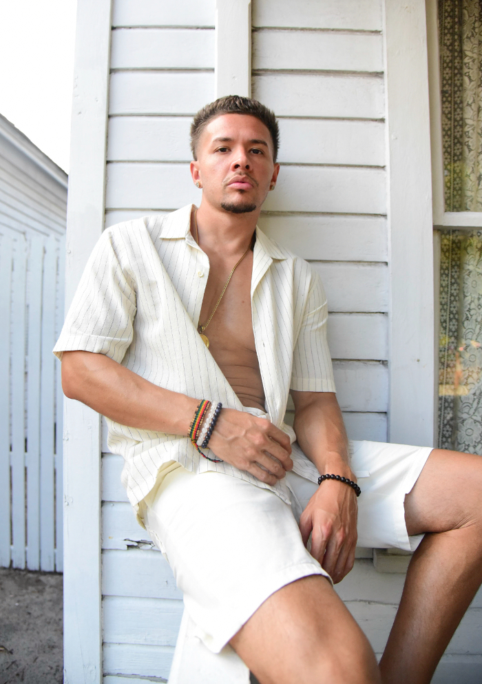Male model photo shoot of Christian Oliver