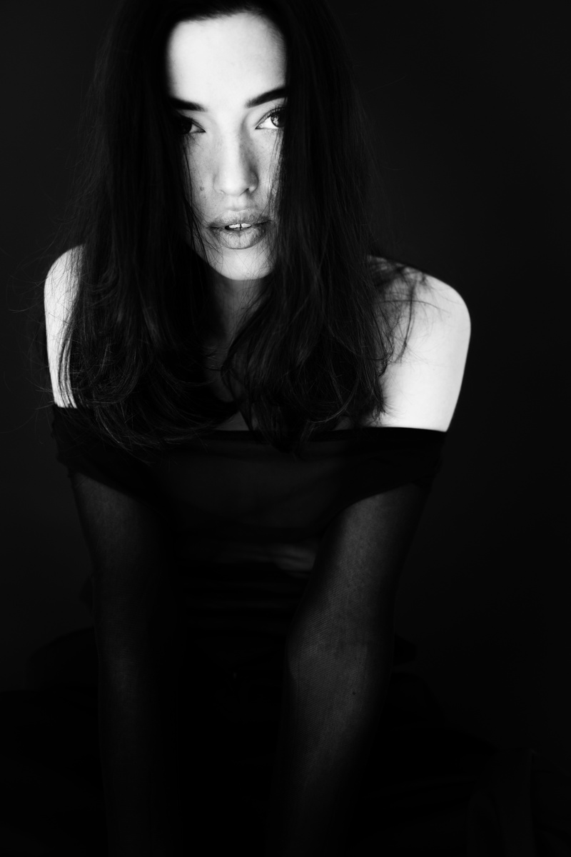 Female model photo shoot of Diana Mendelson