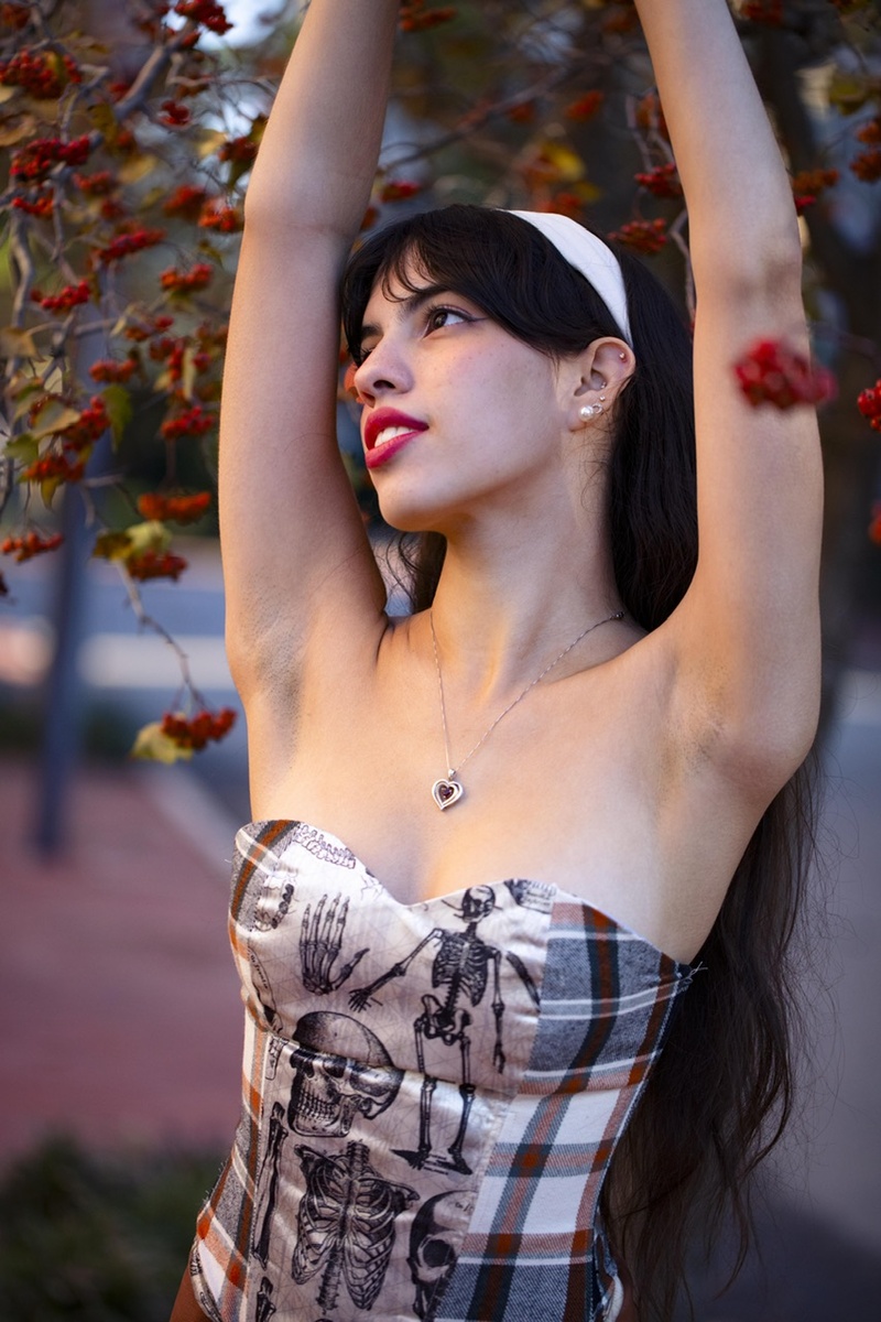 Female model photo shoot of Luminousxo by Marlo Horne Photography