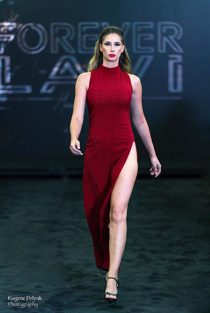 Female model photo shoot of Miss Nichelle Lynn in The Los Angeles Fashion Show