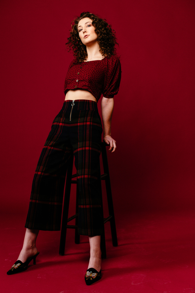 Female model photo shoot of Sierra Mayer