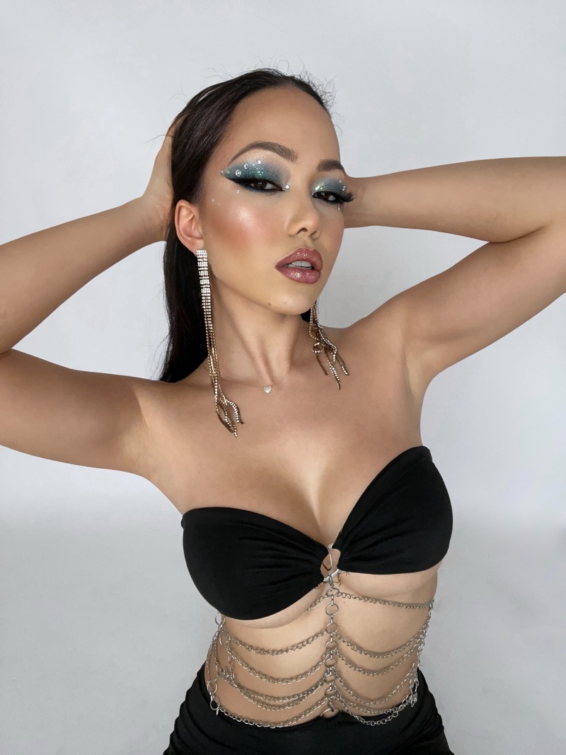 Female model photo shoot of Kitrysha