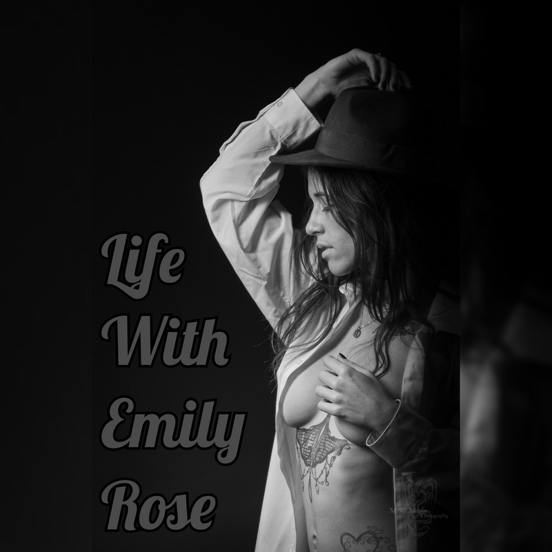 Female model photo shoot of EmilyRoseModeling