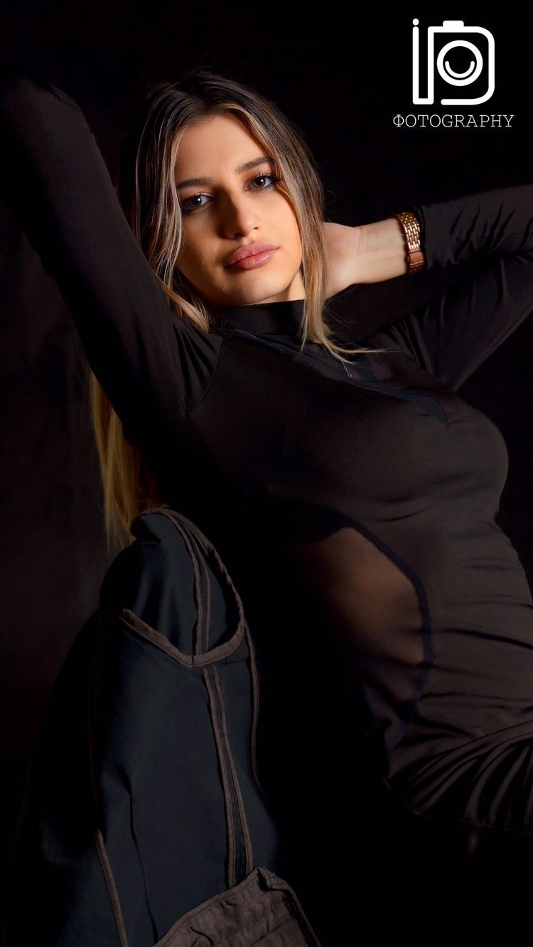 Female model photo shoot of Seray Osman in Plovdiv , Bulgaria