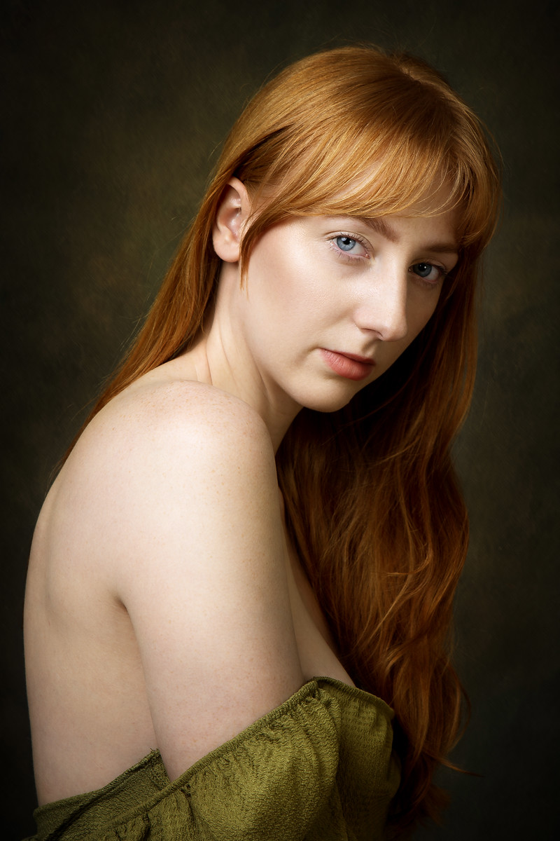 Female model photo shoot of Something About Olive