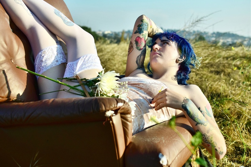 Female model photo shoot of bluebabebarbie