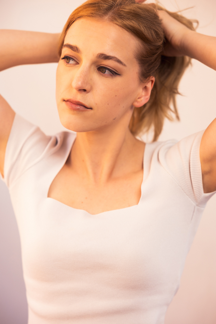 Female model photo shoot of Morgaine Barter