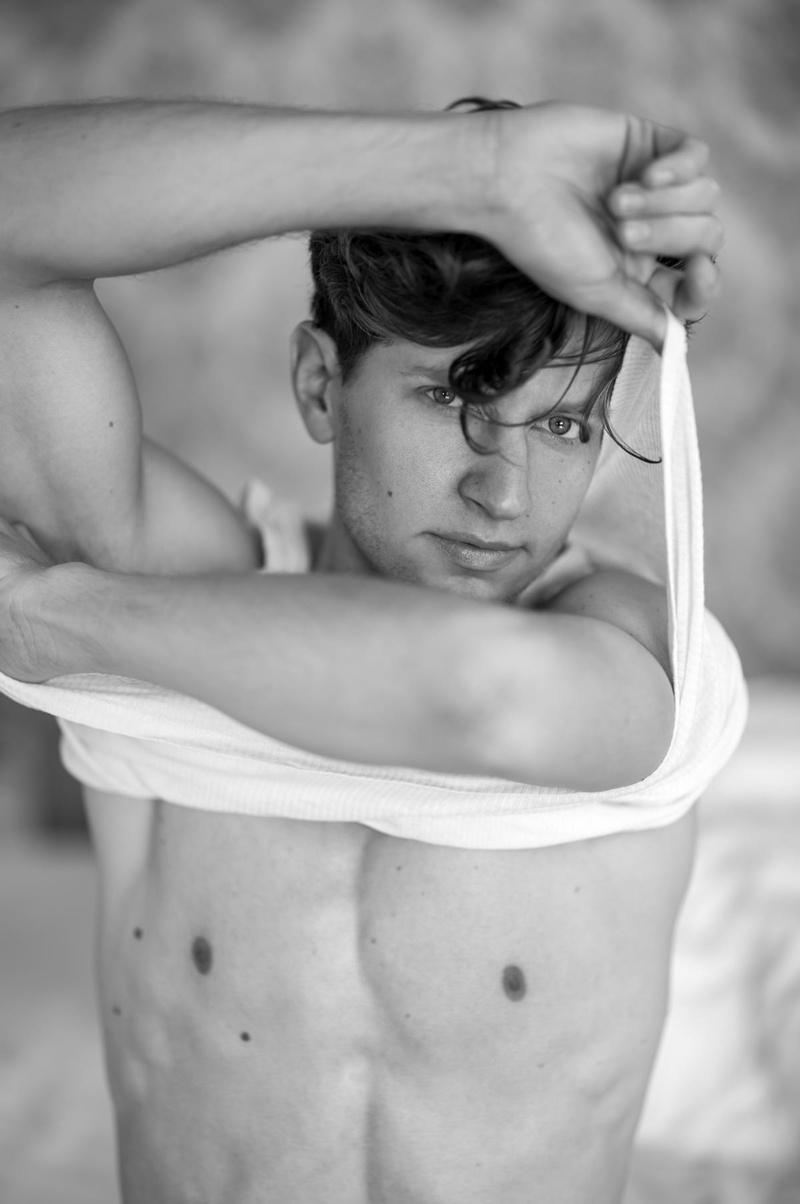 Male model photo shoot of Laurens90