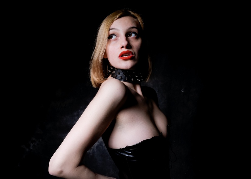 Female model photo shoot of Angela de Sade