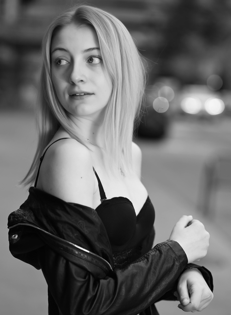 Female model photo shoot of brianna_payne in Calgary, Alberta