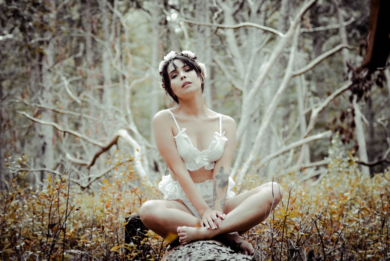 Female model photo shoot of ashfallenphotography and Rachel Dashae