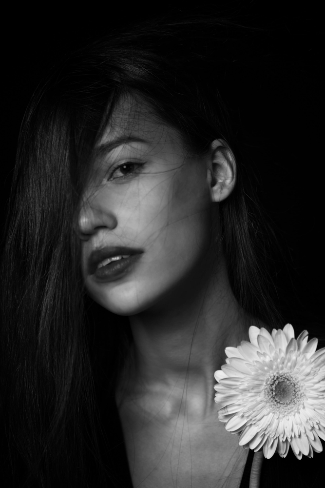 Female model photo shoot of Angie Lina