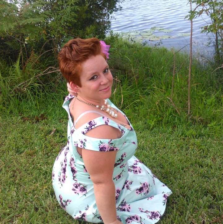 Female model photo shoot of Miss Carrie Marie in Florida