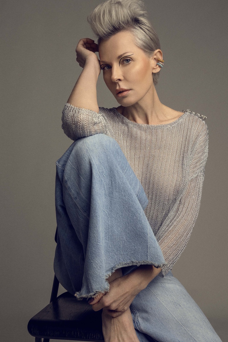 Female model photo shoot of Lesia Skrypnyk