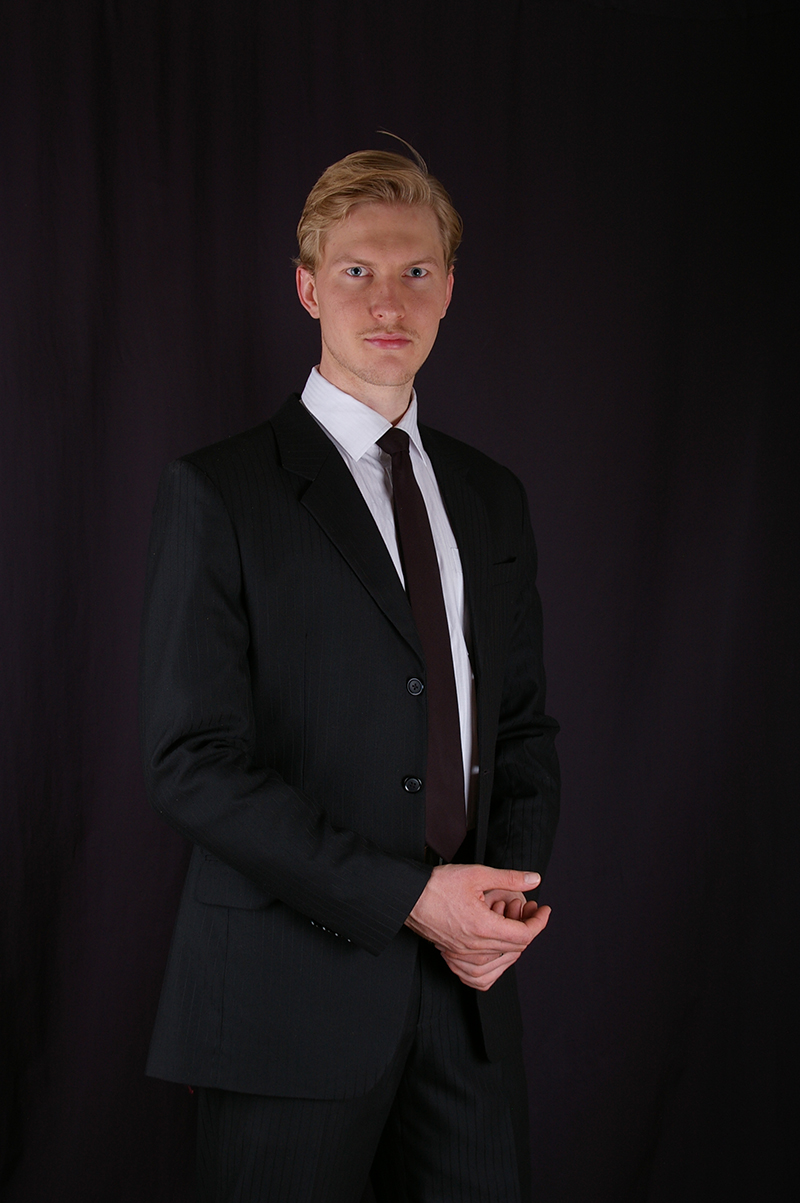 Male model photo shoot of FrankZannier