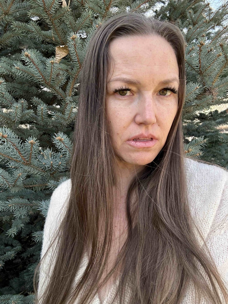 Female model photo shoot of The Mode Mom in Boulder, Colorado