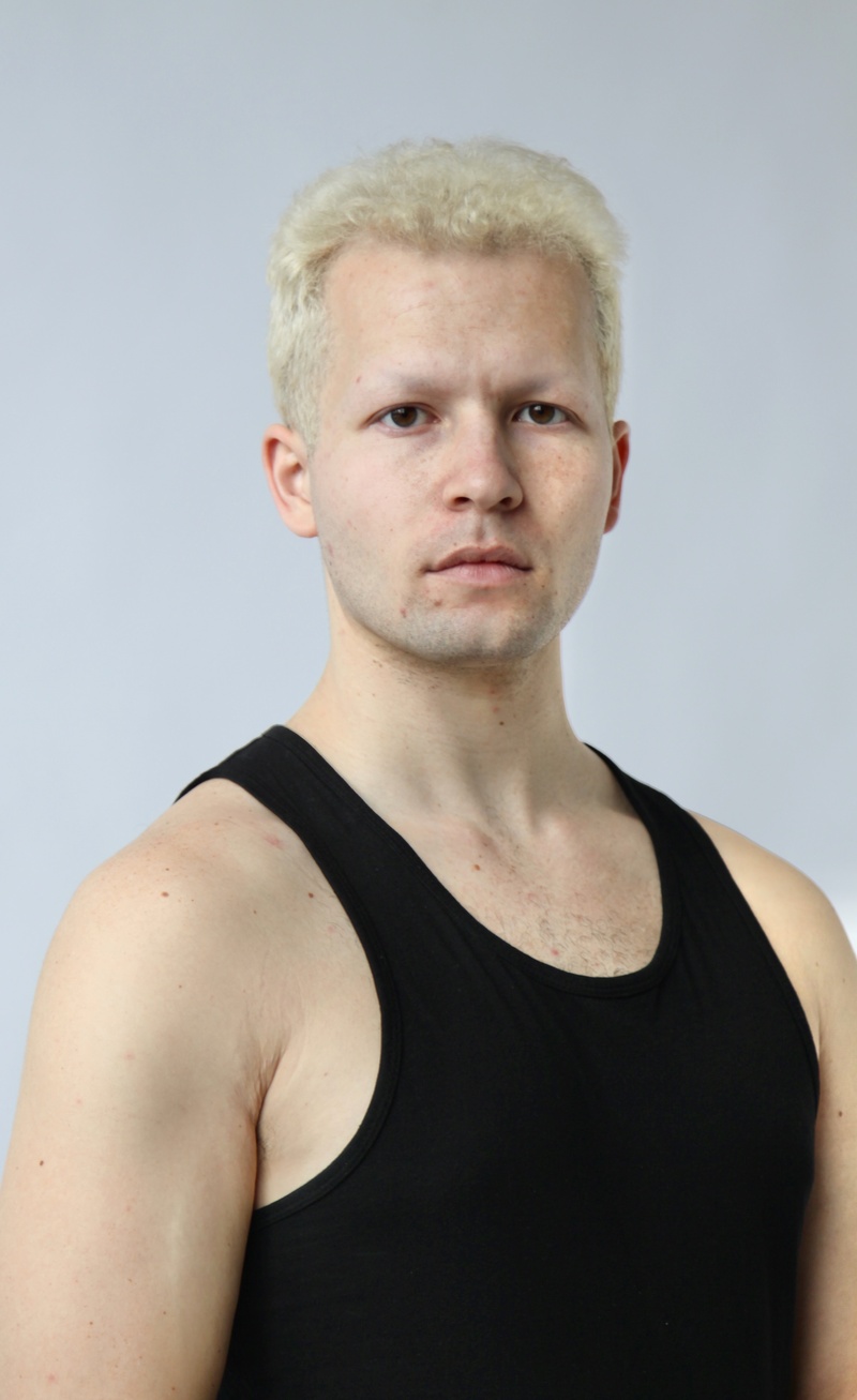 Male model photo shoot of graysonswillenbacher