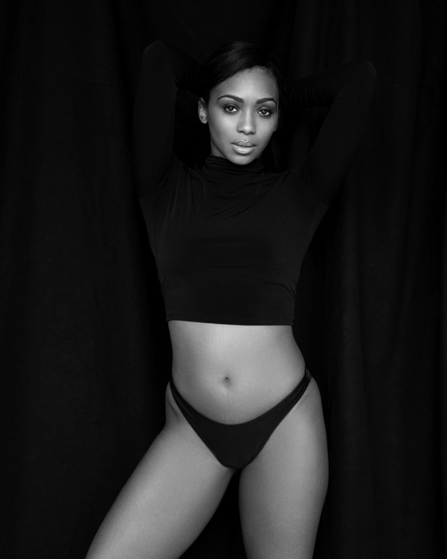 Female model photo shoot of AaliyahReyes