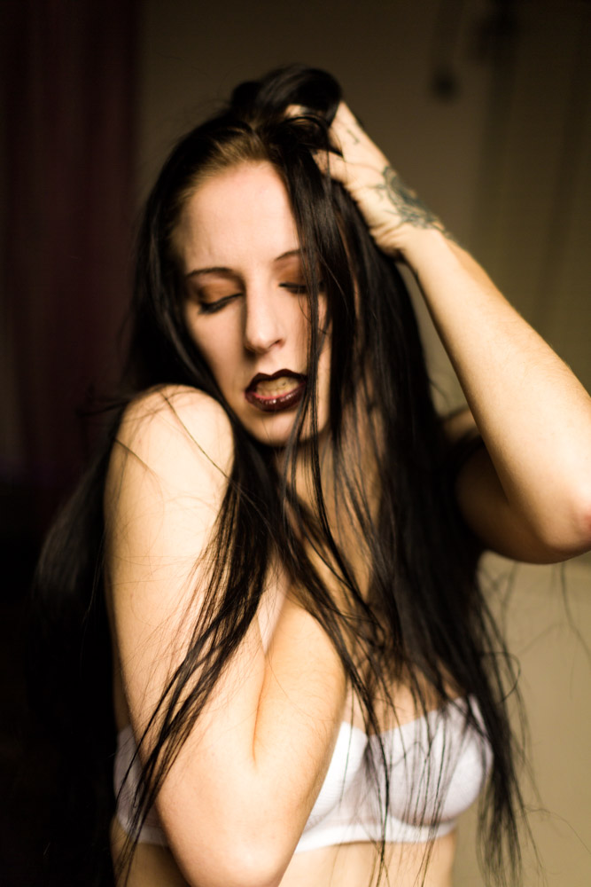 Female model photo shoot of Stella Luceat