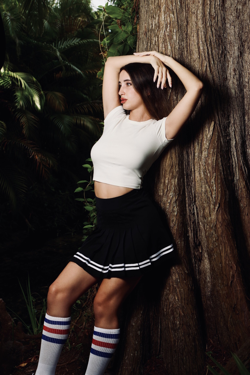 Female model photo shoot of Anna Dark by willreese in Orlando