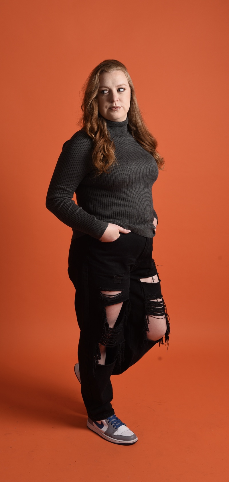 Female model photo shoot of KatieBooth