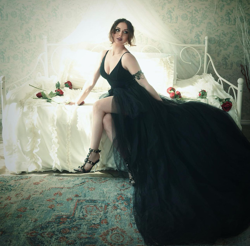 Female model photo shoot of Sofia_P