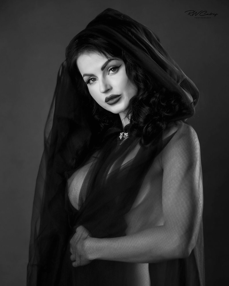 Female model photo shoot of Veronica LaVery in Orlando, FL