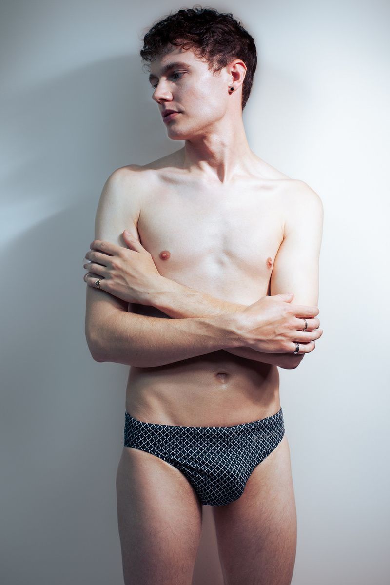 Male model photo shoot of Daniel Lord