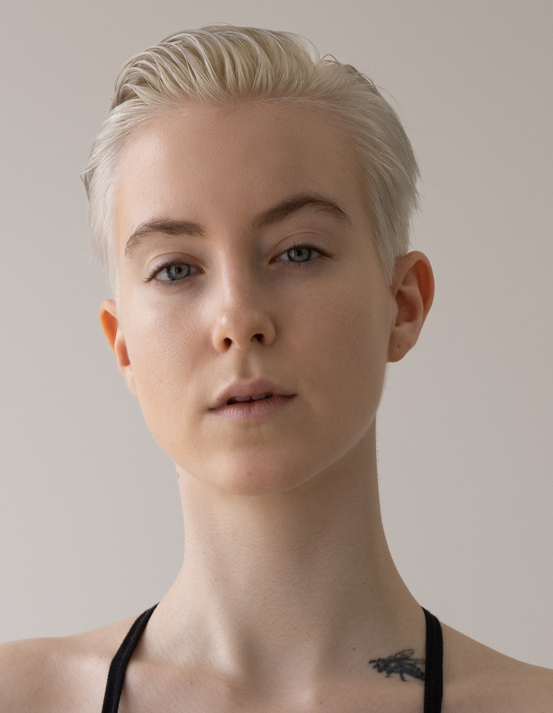 Female model photo shoot of X-Tavia
